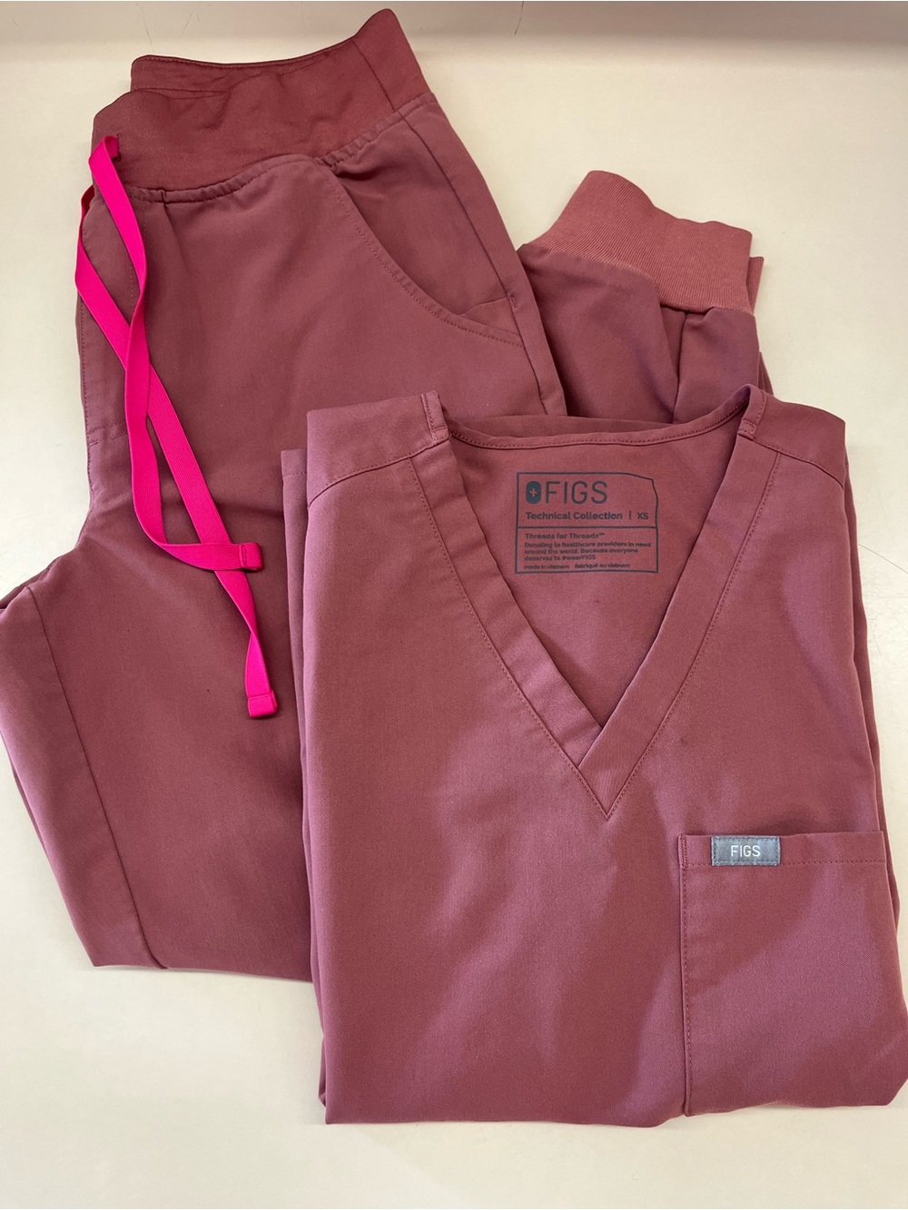 FIGS Scrub Set XS/S Mauve